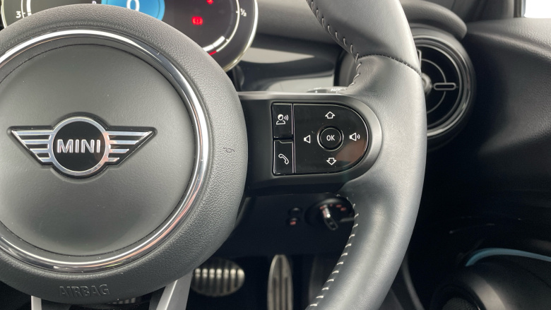 MINI Hatchback 1.5 Cooper Sport Premium Plus 3dr Auto Petrol Hatchback